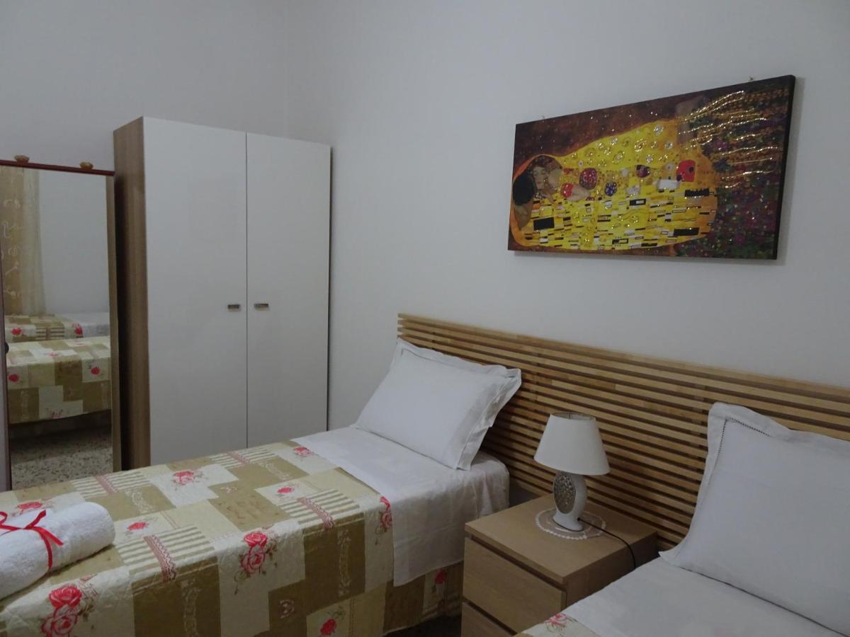B&B Dodo 萨莱诺 外观 照片